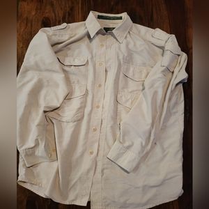 ORVIS LONG-SLEEVED MEN'S SHIRT SZ M CREAM IN COLOR GREAT GENTLY USED CONDITION